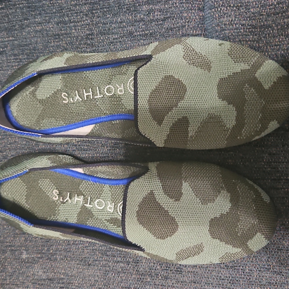 Camo Rothys - Picture 2 of 6